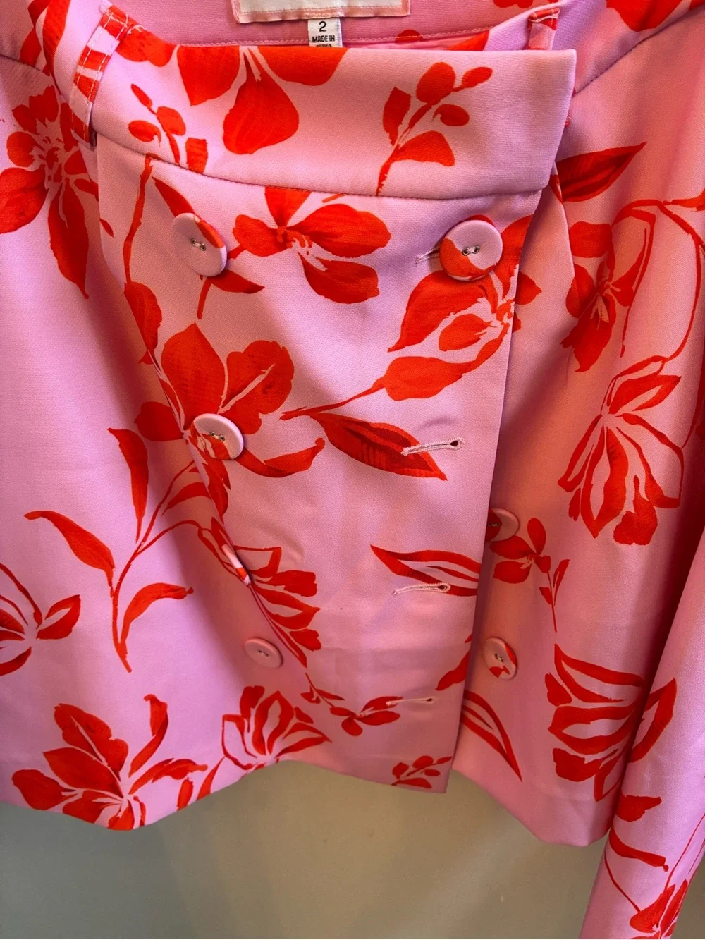 Alexia Admor Pink Skirt with Vibrant Red Floral Print